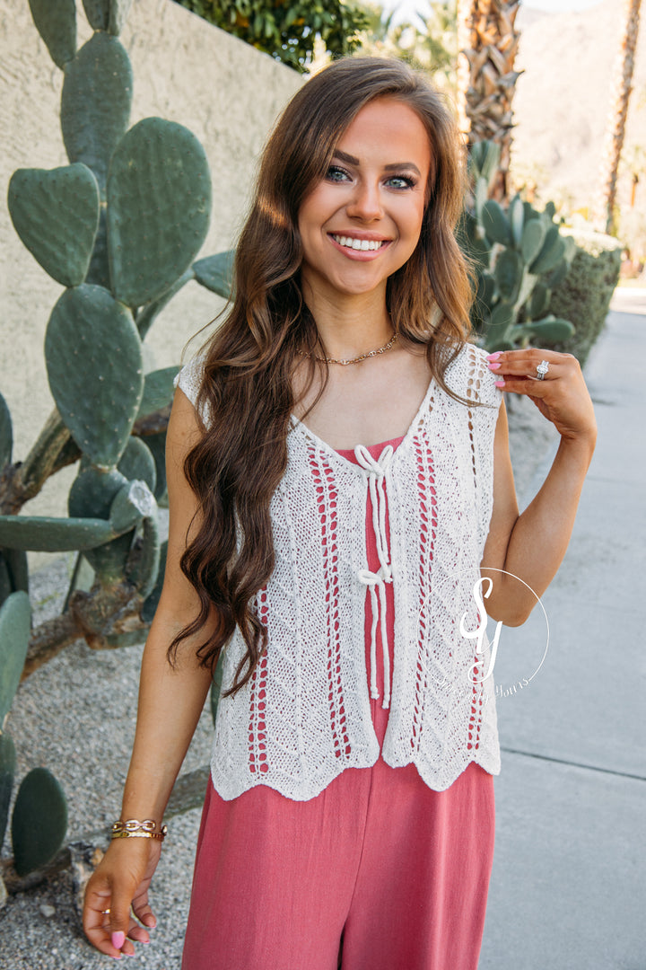 Classy Vest - Cream