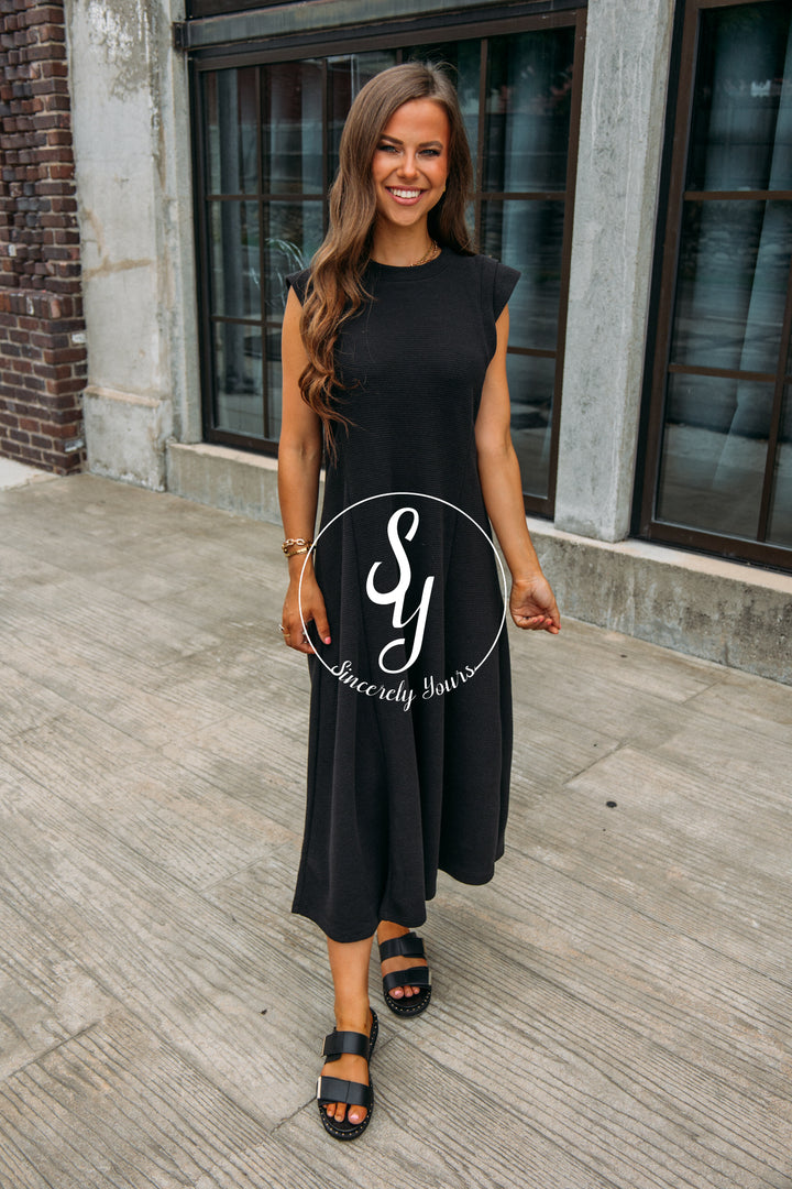 Cloudy Day Dress - Black