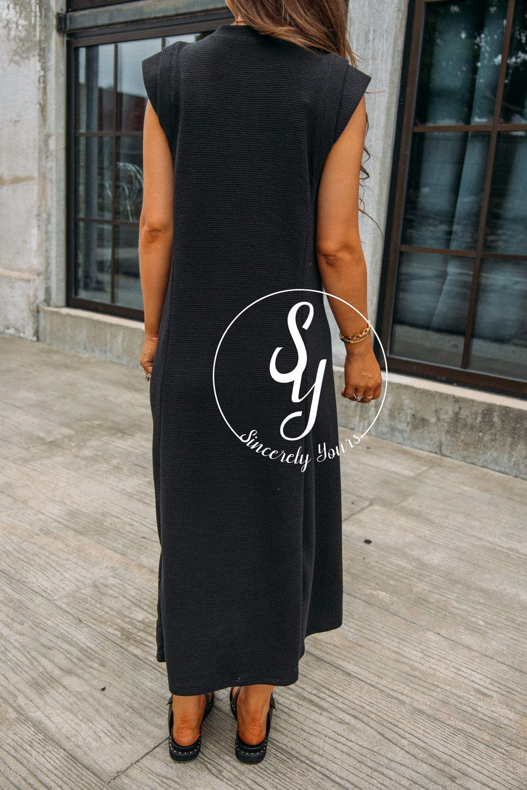 Cloudy Day Dress - Black