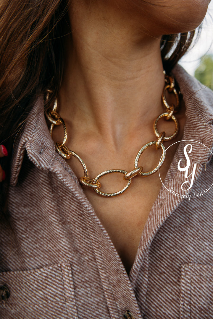 Holding On To The Moment Necklace -Gold