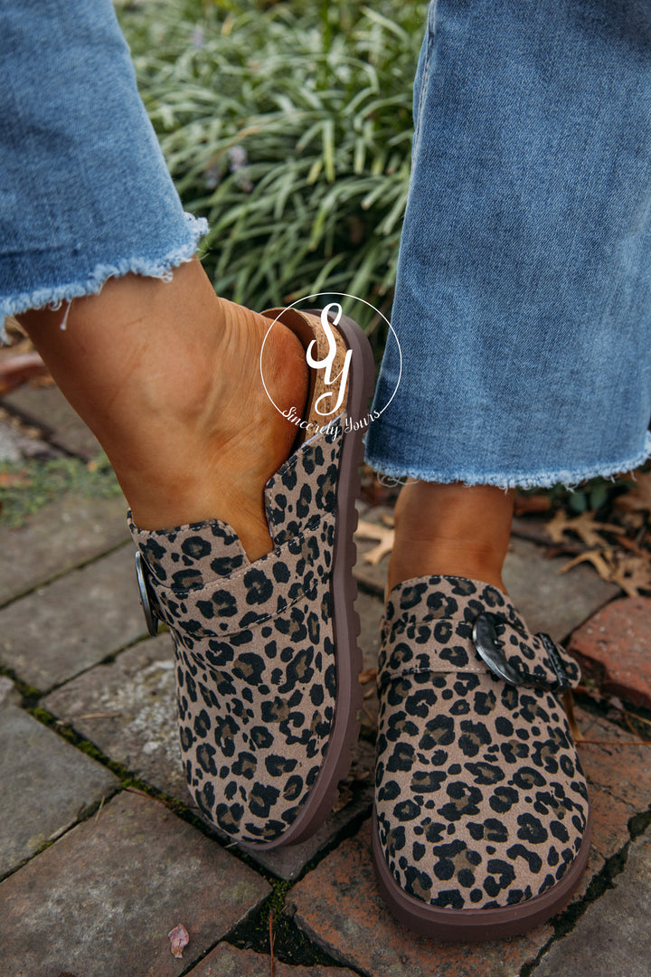 Golden Slide- Leopard