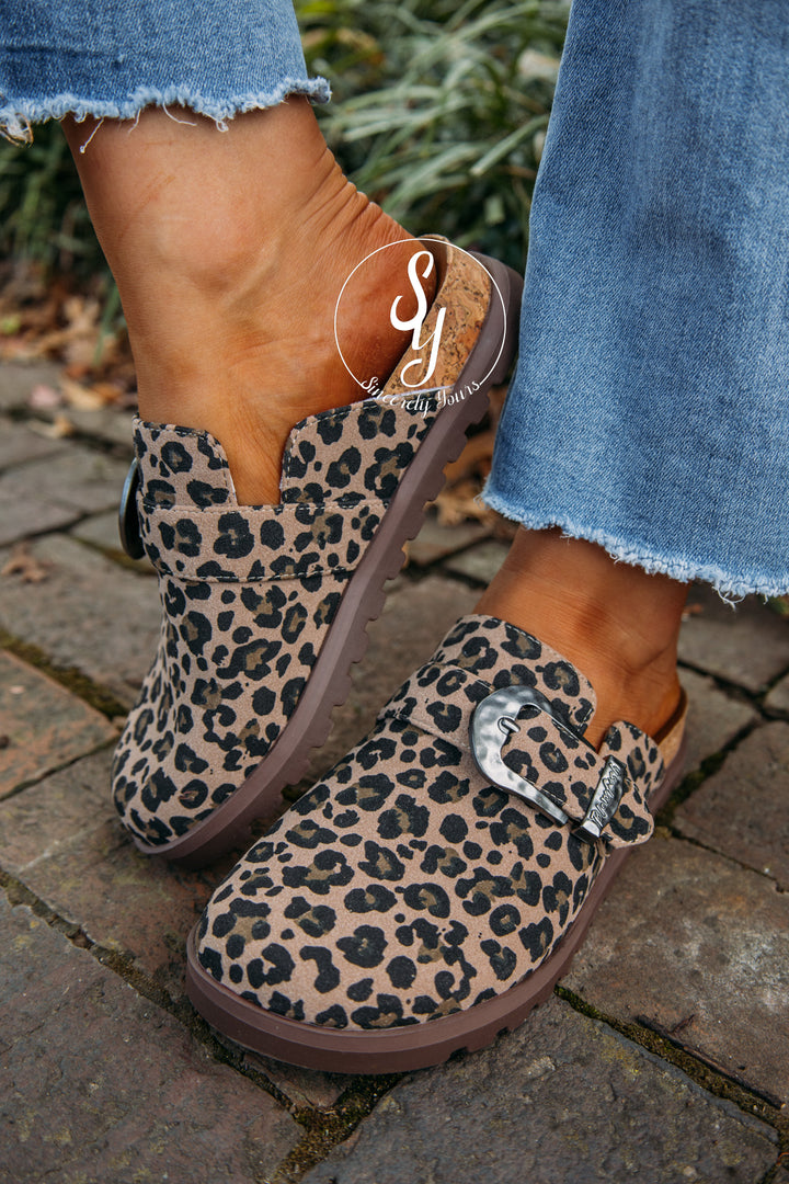 Golden Slide- Leopard
