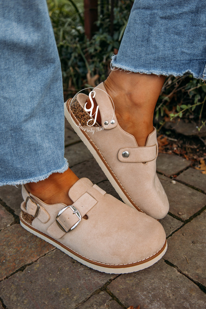Alexis Mule- Sand