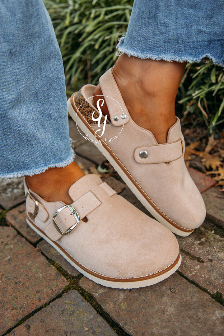 Alexis Mule- Sand