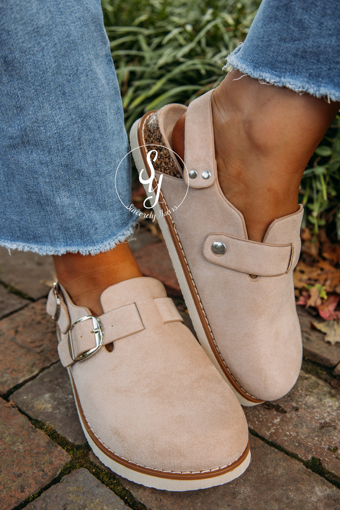Alexis Mule- Sand