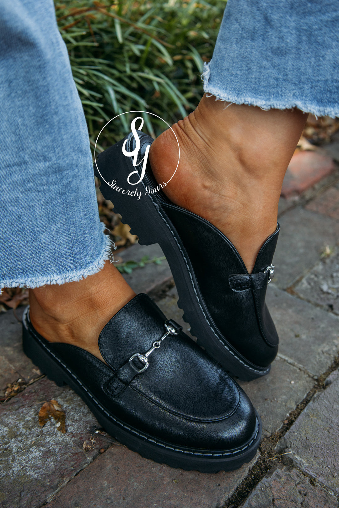 Darcy Mule- Black Smooth