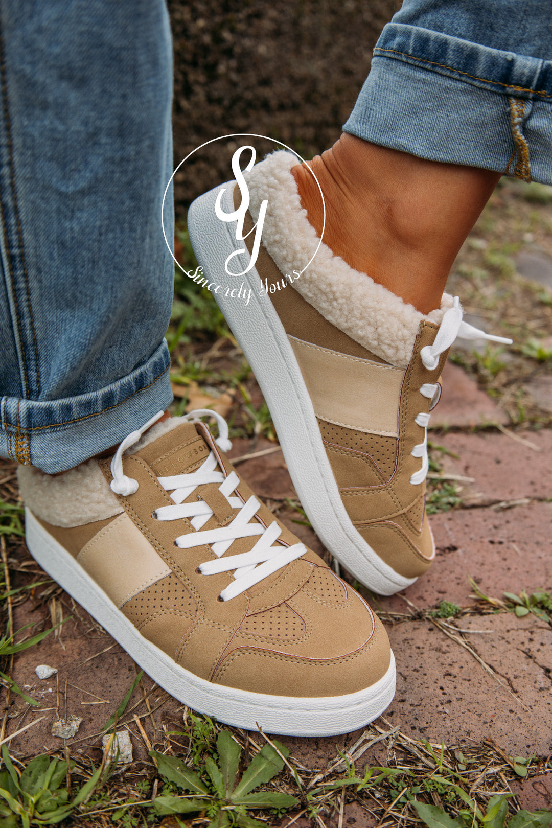 Blossom Sneaker - Beige