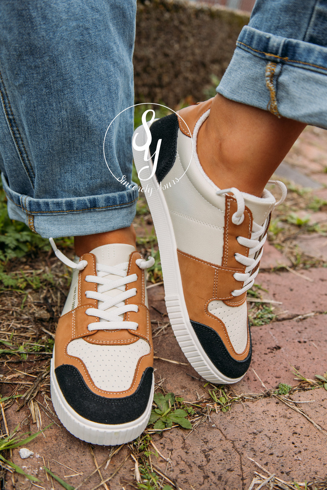 Winter Vibe Sneaker - Black Multi