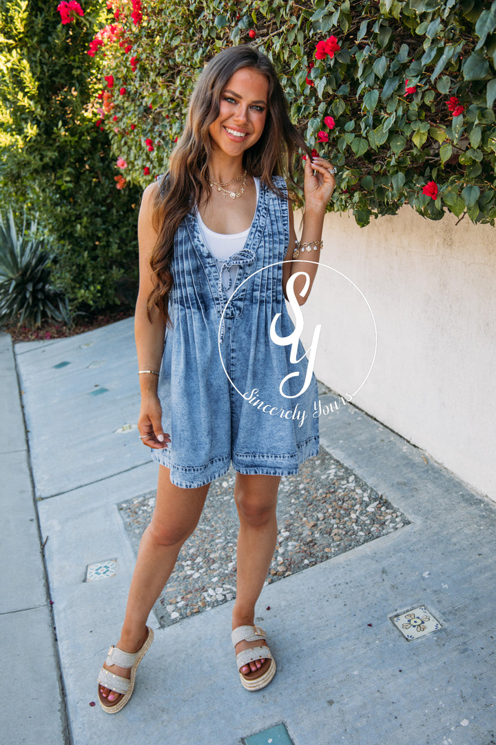 Big City Life Romper- Med Wash