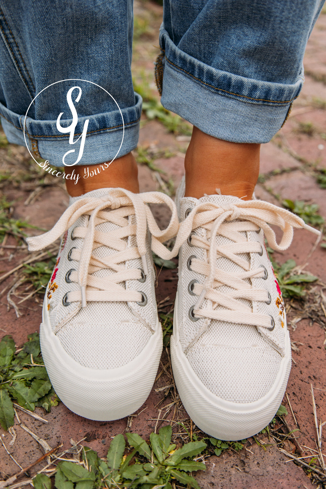 Flowers For Days Sneaker - Cream