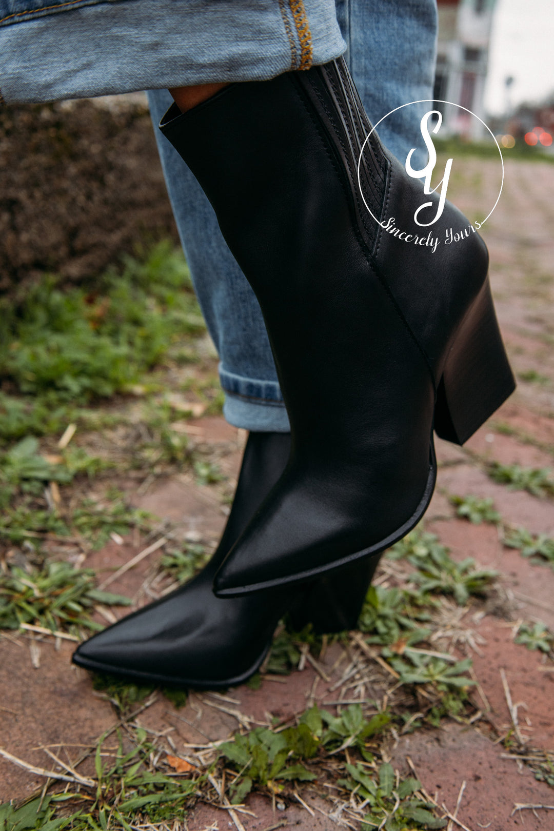 Steve Madden:  Rickki Booties - Black