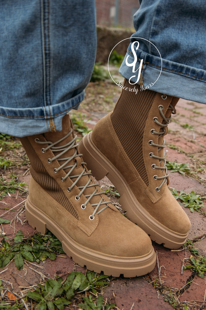 Primrose Bootie - Lt Suede