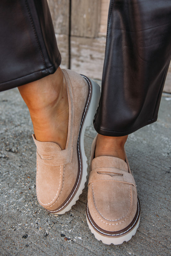 Boost Loafer - Sand Suede