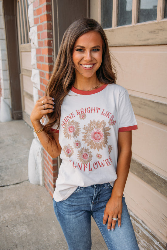 Sunflower Graphic Tee - Sand