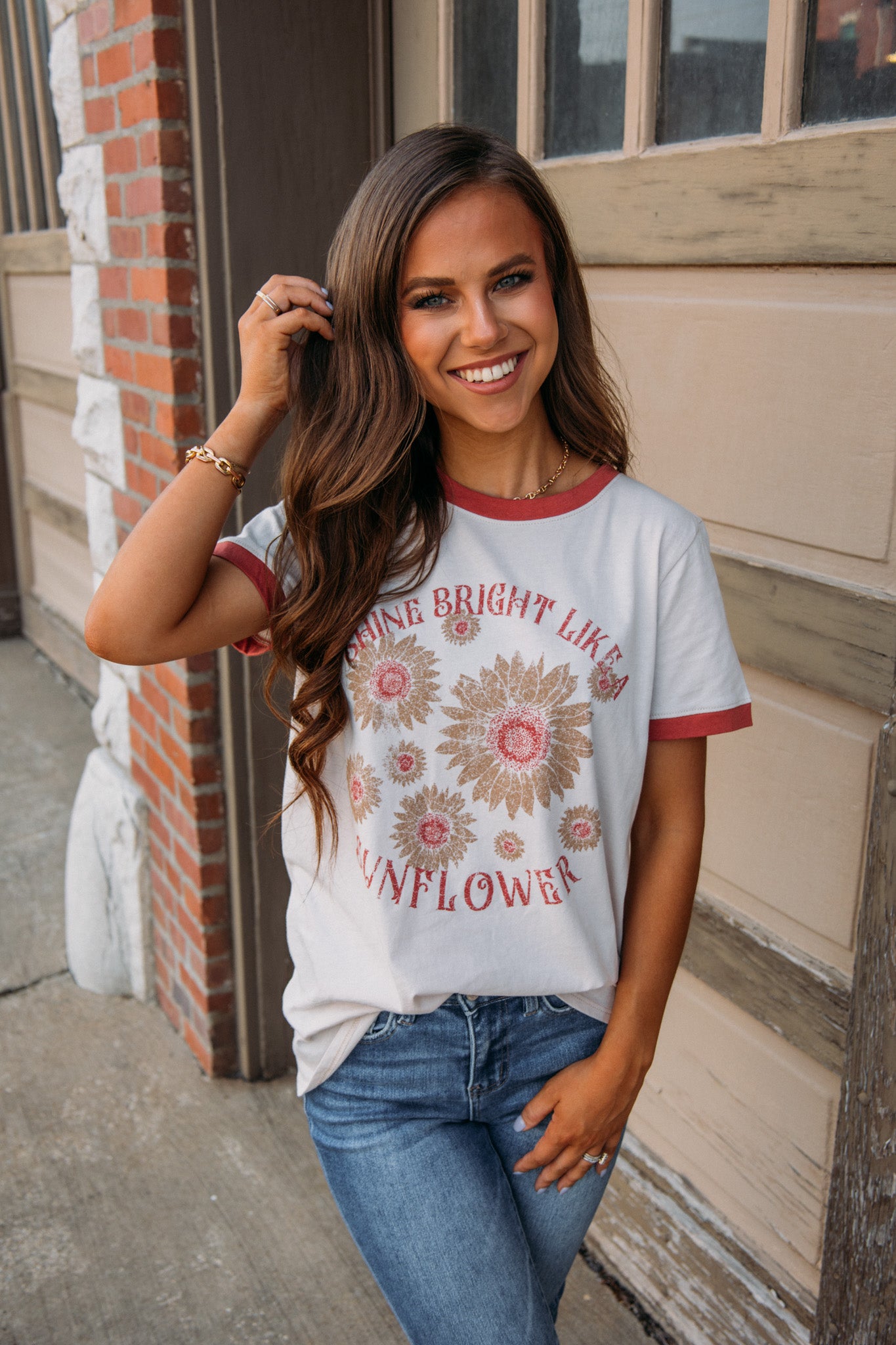Sunflower Graphic Tee - Sand