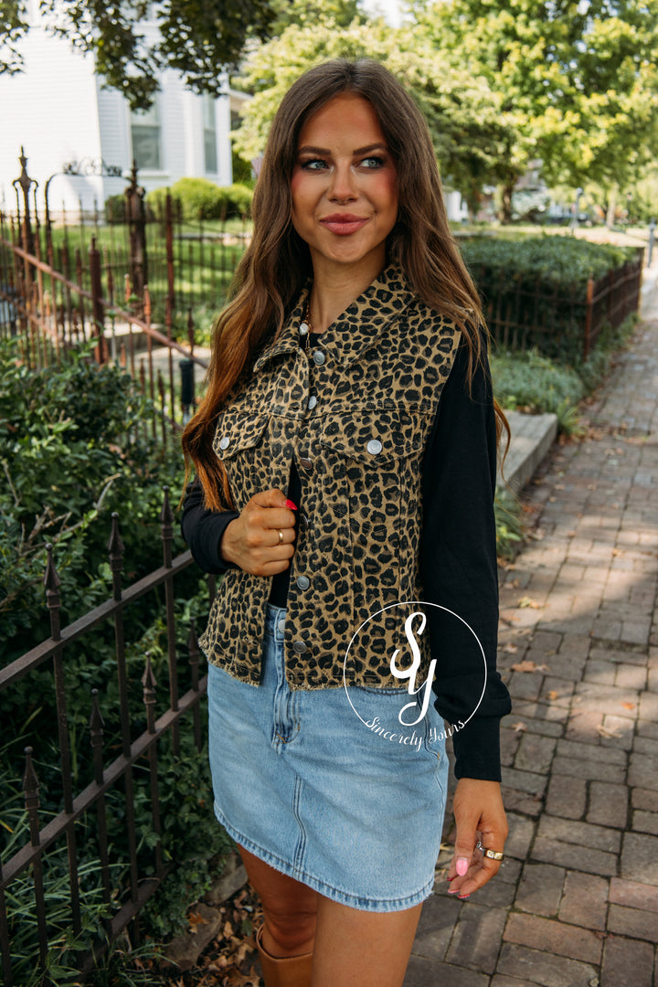 Instinct Moment Vest- Beige Mix