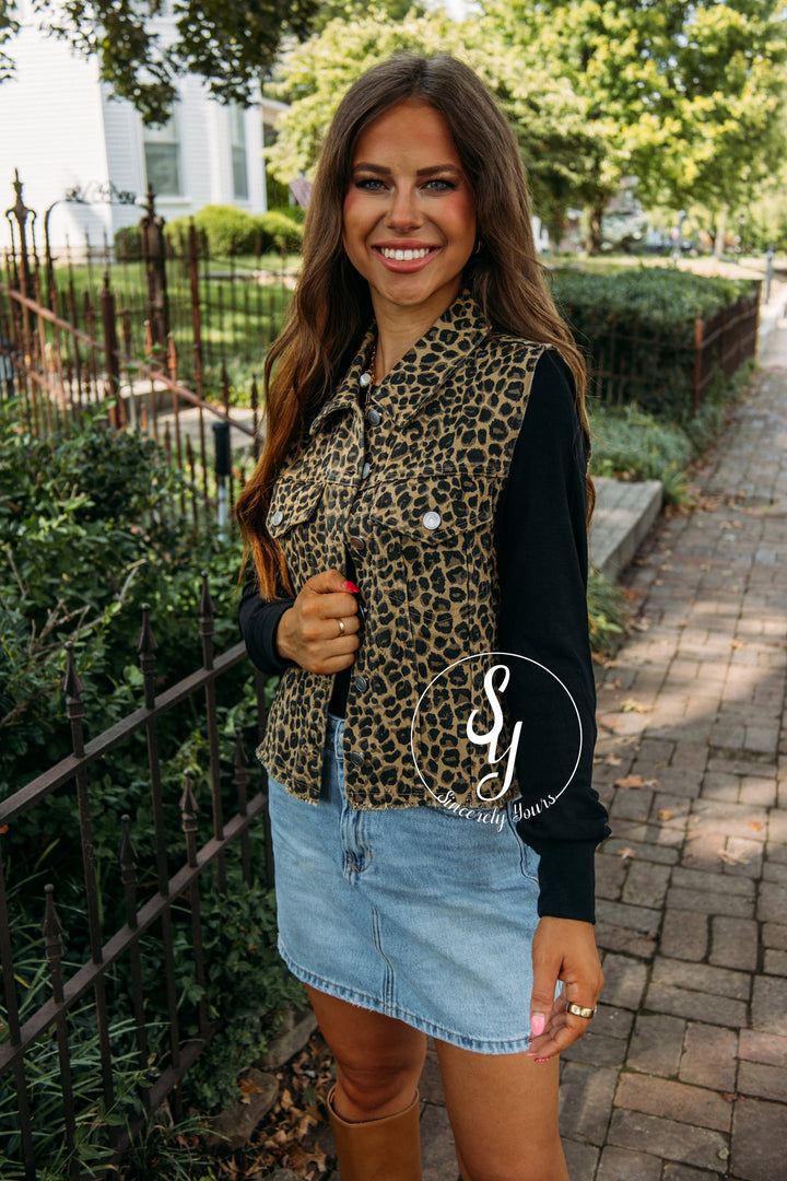 Instinct Moment Vest- Beige Mix