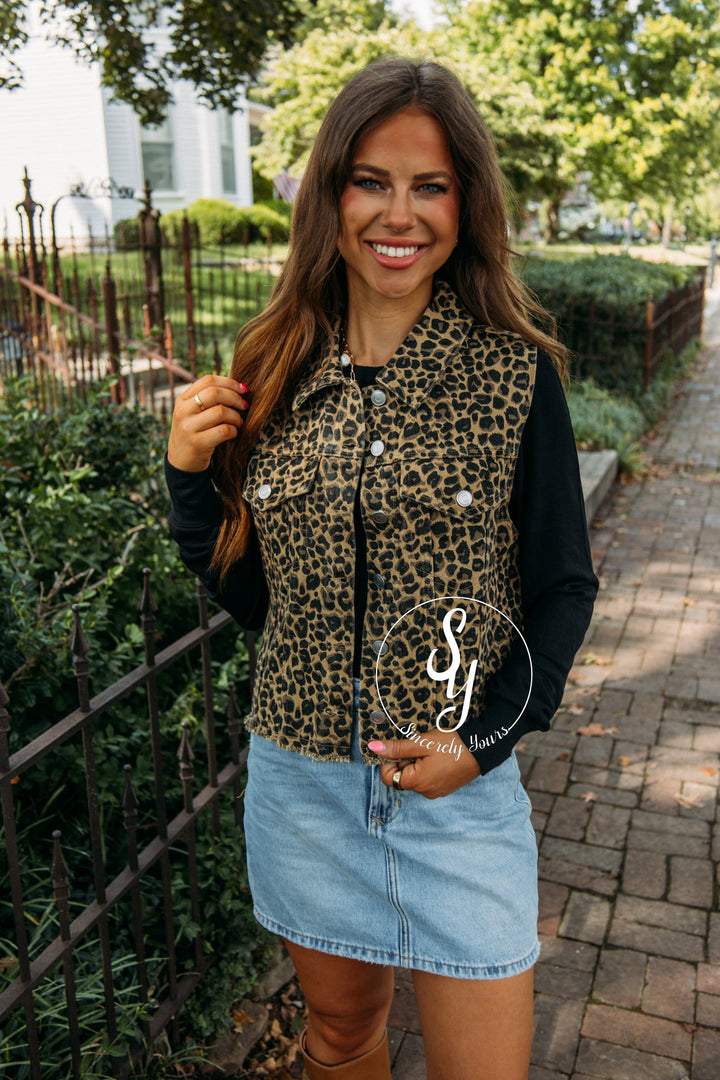 Instinct Moment Vest- Beige Mix