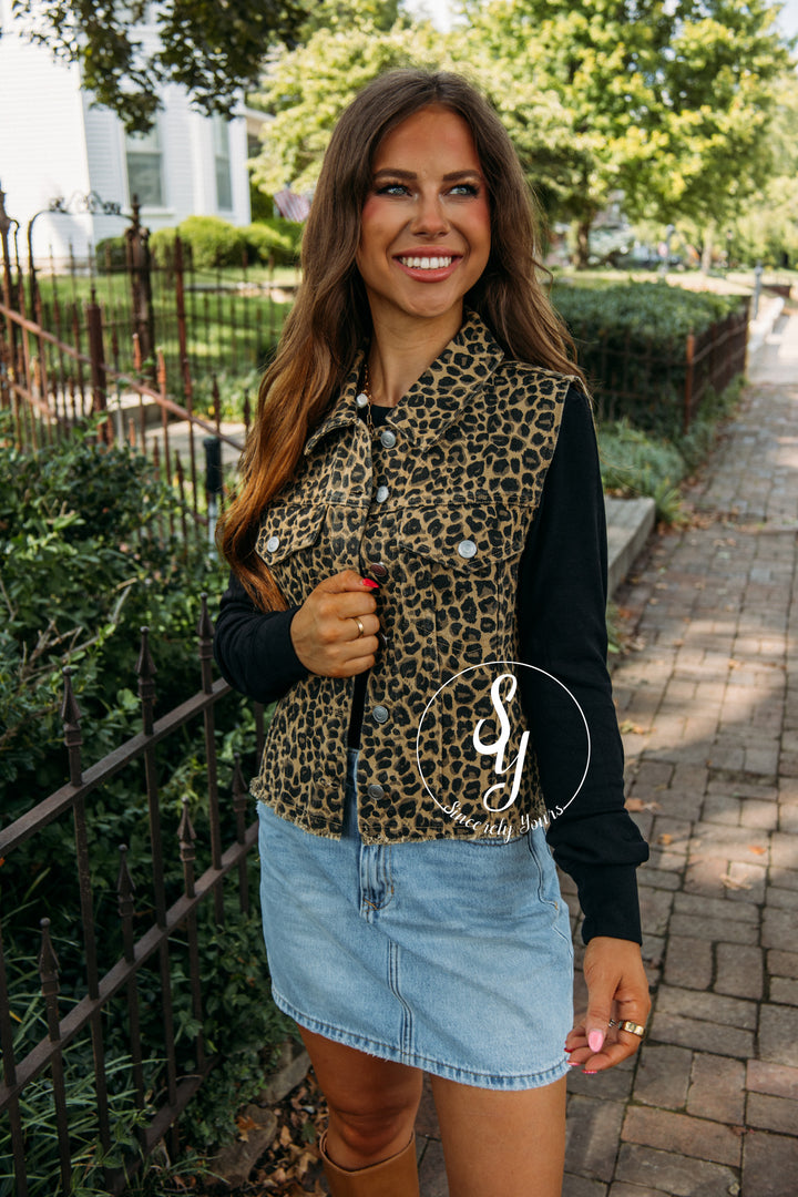 Instinct Moment Vest- Beige Mix