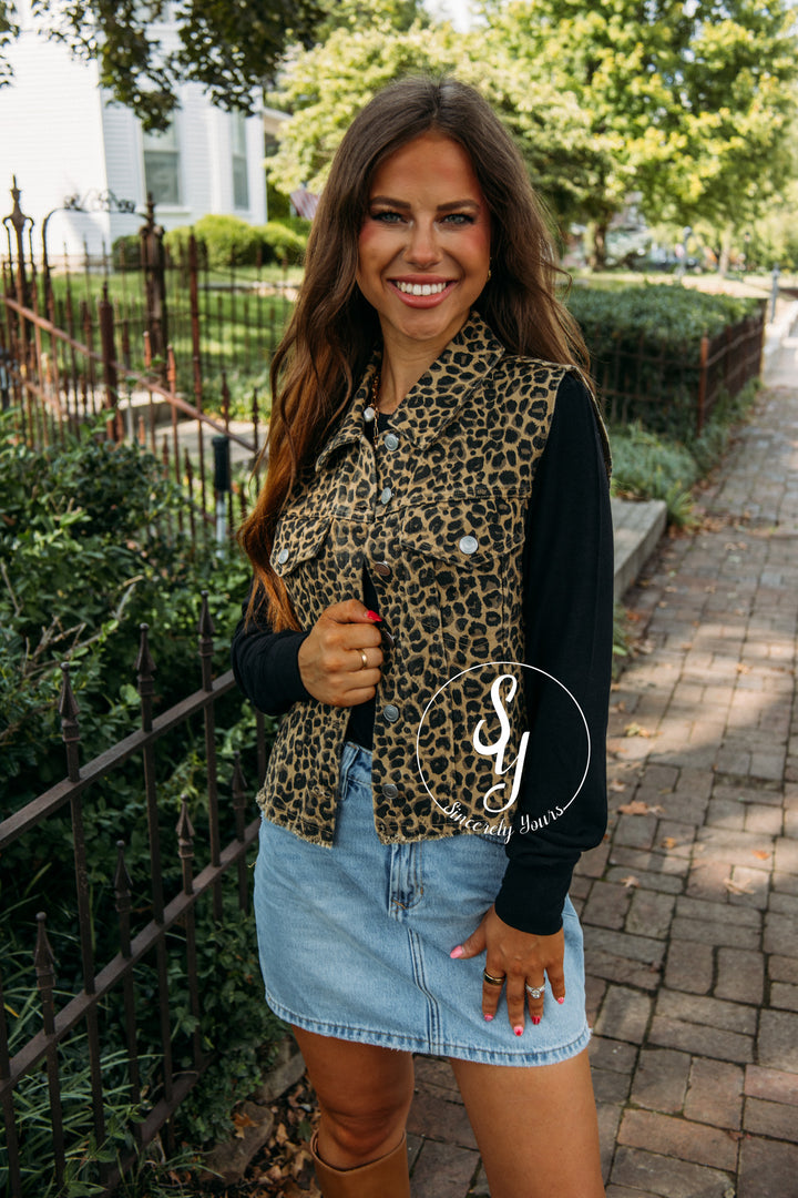 Instinct Moment Vest- Beige Mix