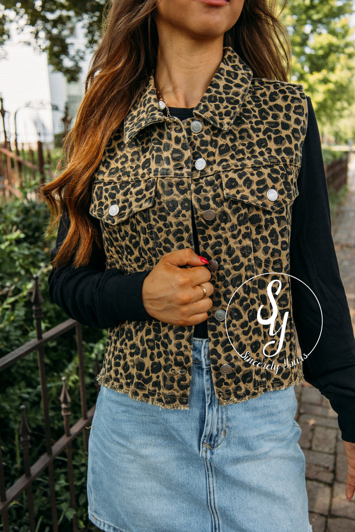 Instinct Moment Vest- Beige Mix