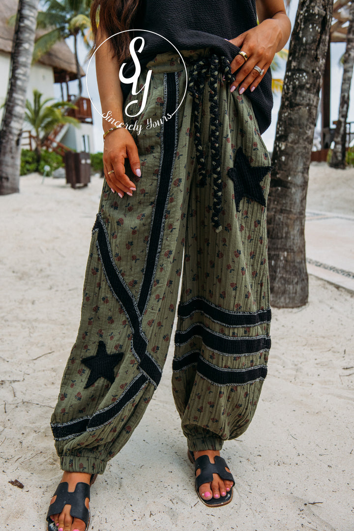 Floral Star Pant - Moss Green/Black