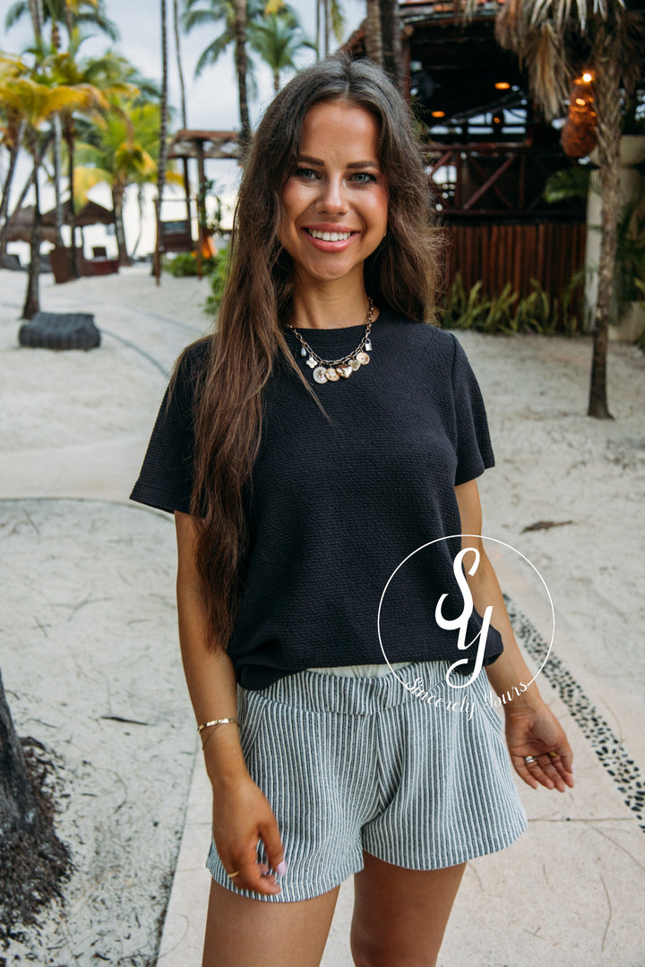 Grand Life Shorts - Black