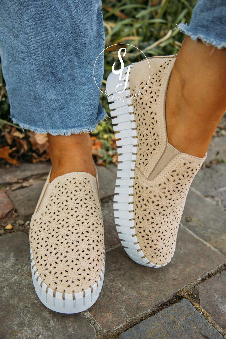 Ease Loafer - Nude