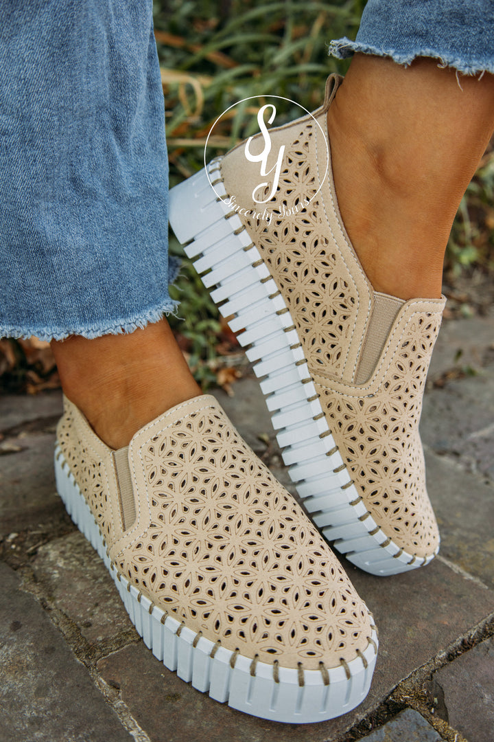 Ease Loafer - Nude
