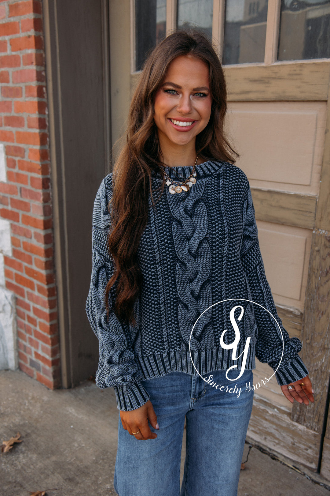 Social Life Sweater - Navy