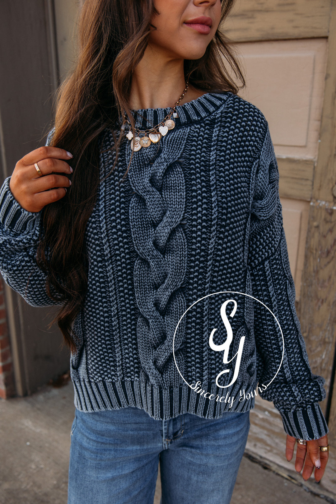 Social Life Sweater - Navy