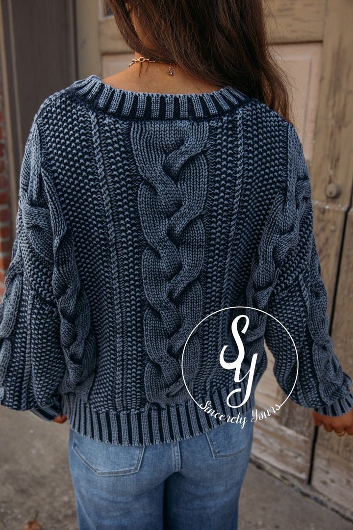Social Life Sweater - Navy