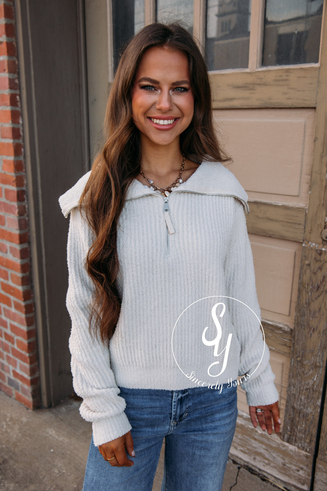 North Plush Pullover-Vanilla