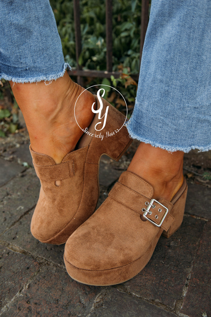 Lux Mule- Tobacco