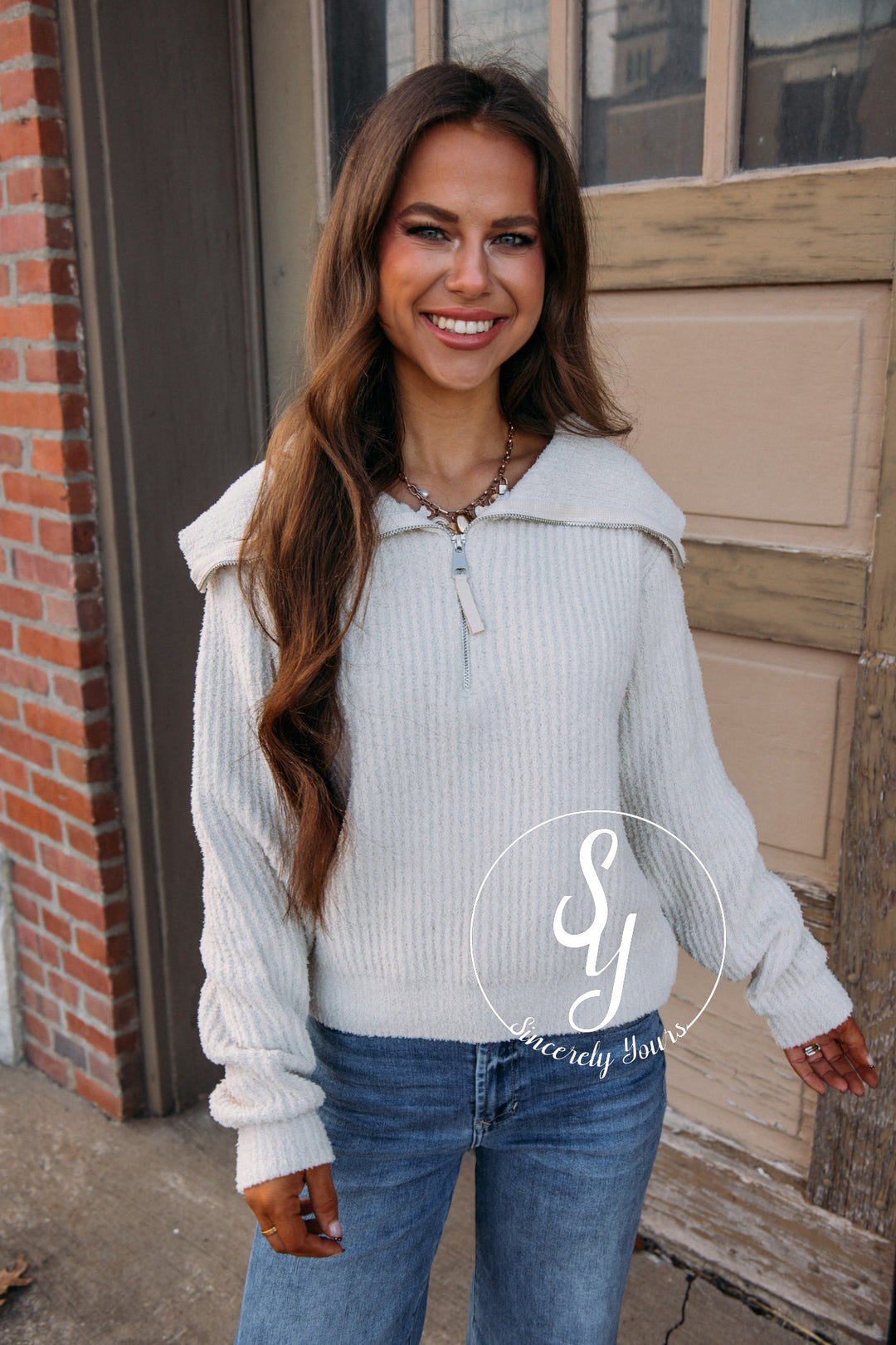 North Plush Pullover-Vanilla