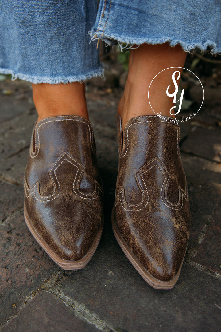 Bowie Mule- Tan Crackle
