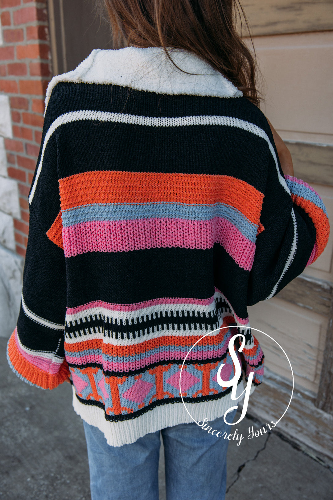 Flower Stripe Pullover - Black