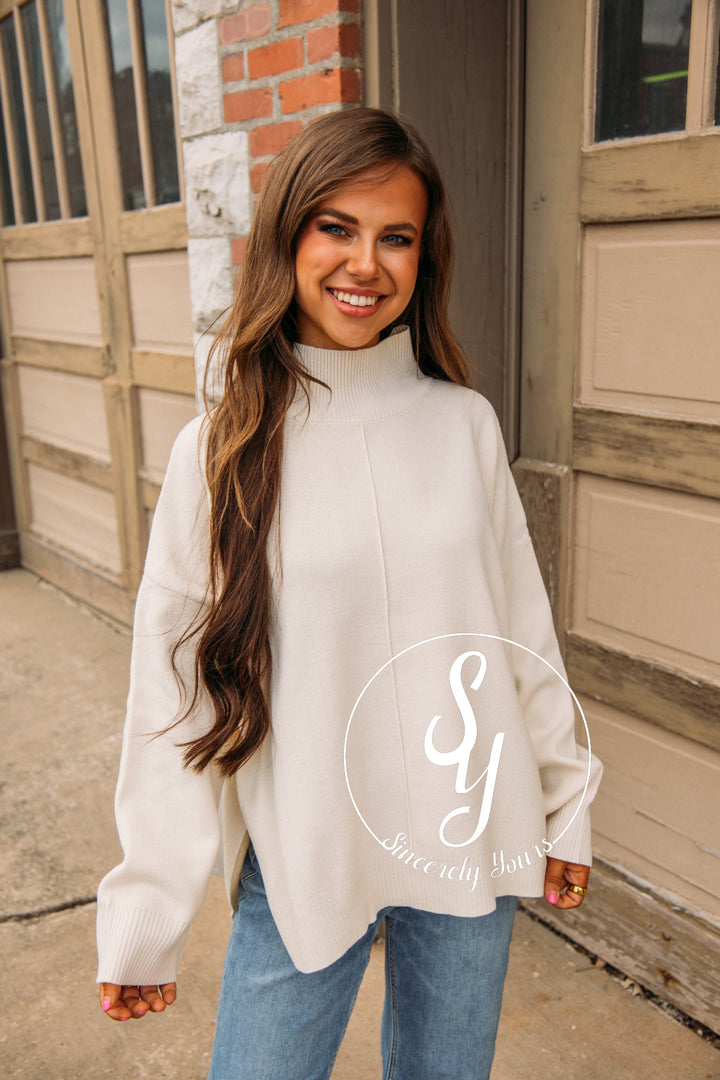 Front Row Sweater - Cream