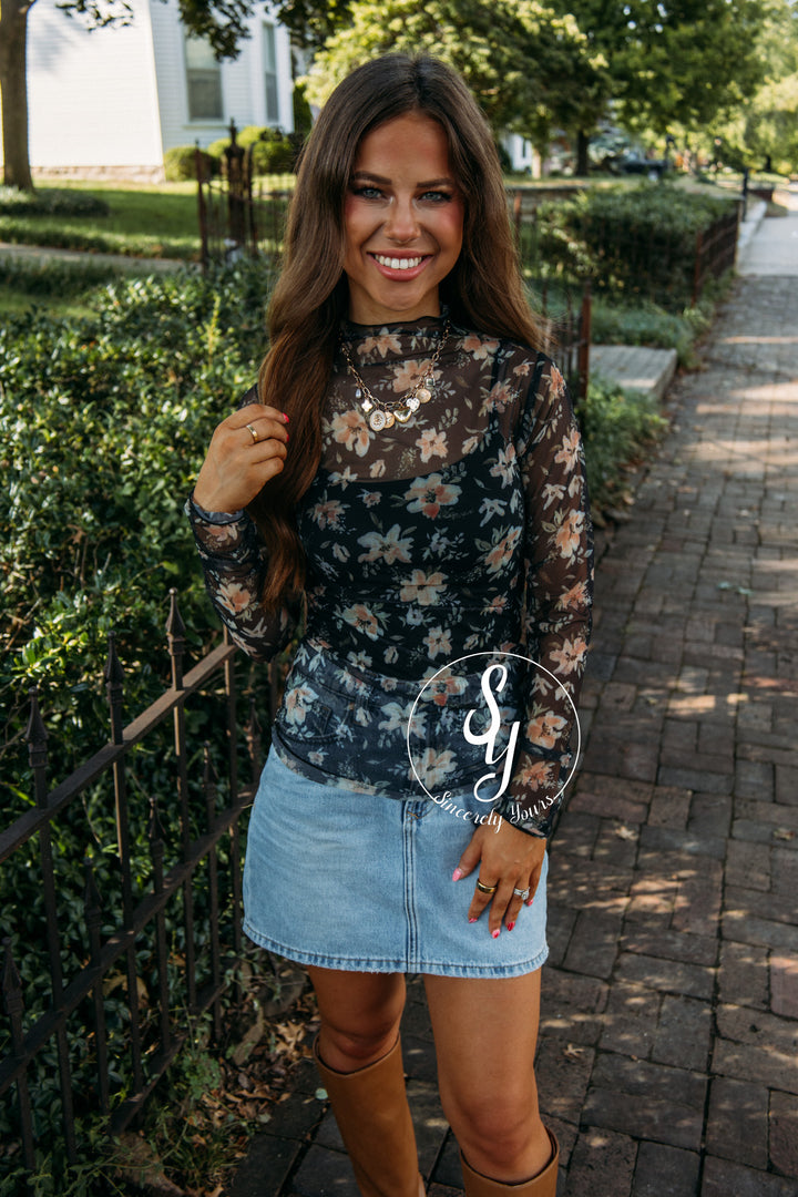 Ginger Top- Floral Black