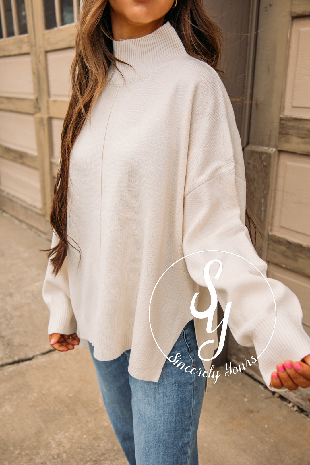 Front Row Sweater - Cream