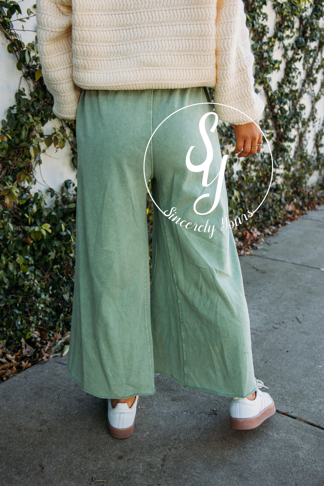 Sunshine On The Horizon Pants -Juniper Green