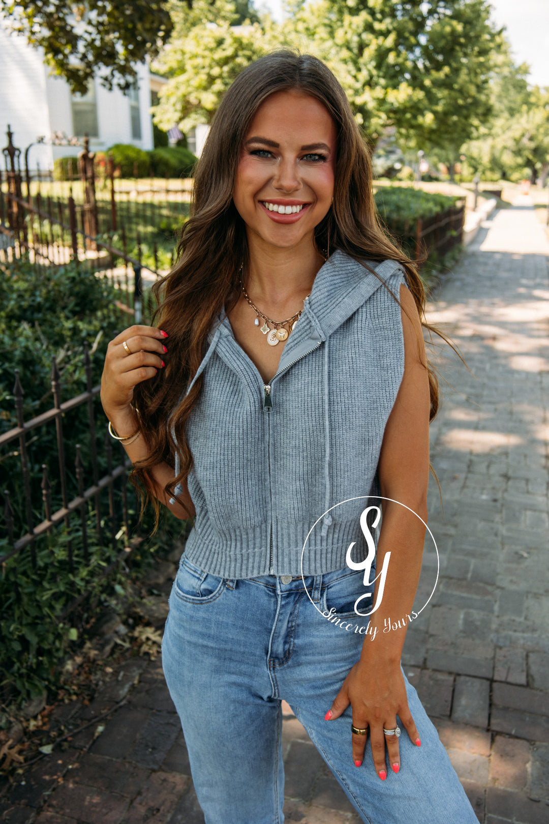 Scenic Hike Vest- Light Grey