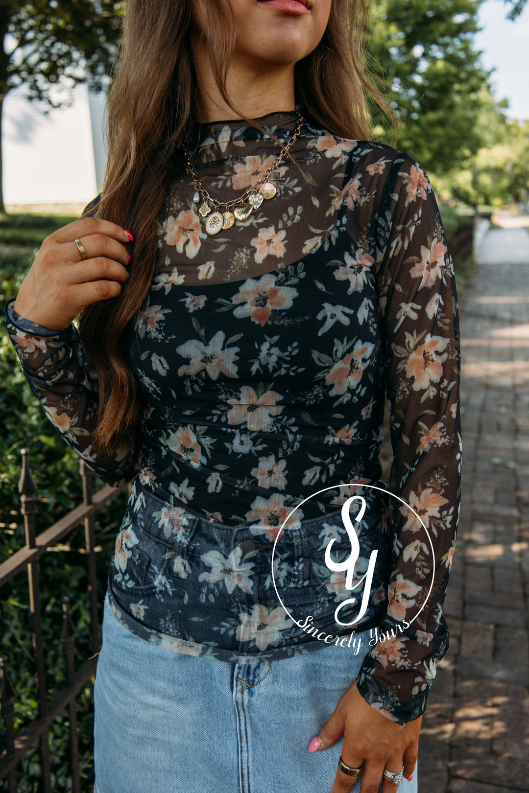Ginger Top- Floral Black