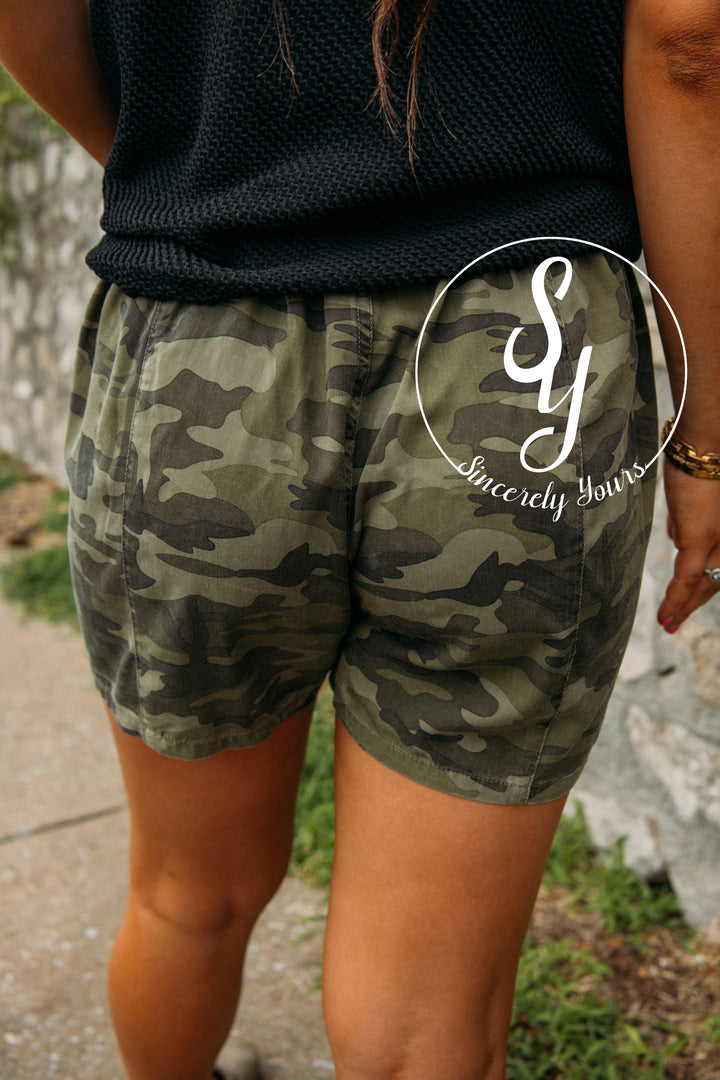 Dear John: Sandy High Rise Utility Shorts -Hunter Camo