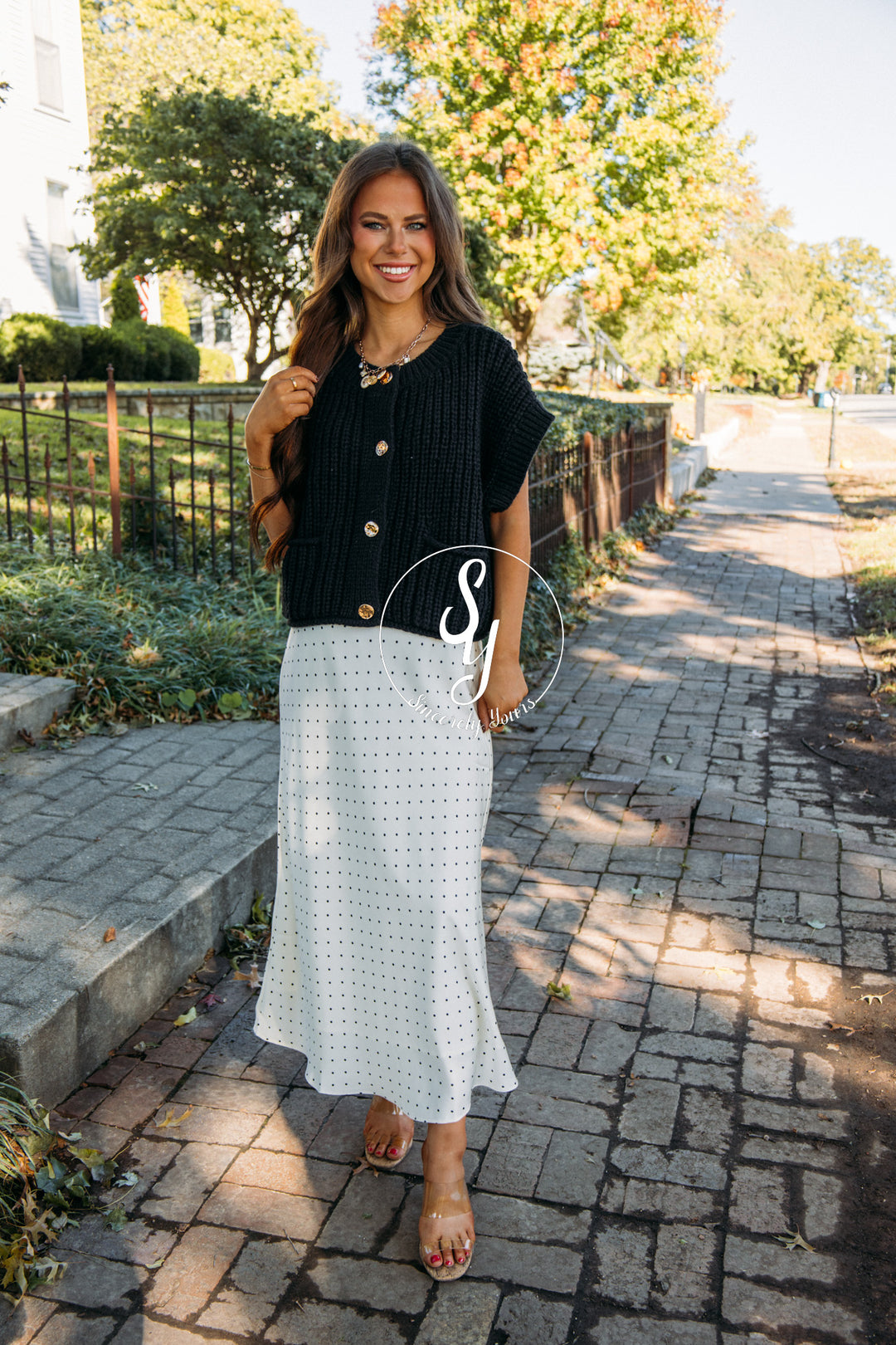 The Envy Skirt - Off White/ Black