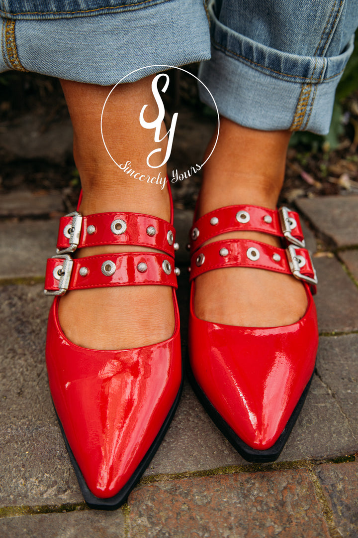 Kimberly Flat- Red