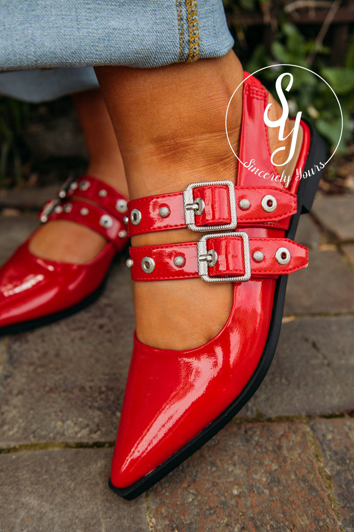 Kimberly Flat- Red
