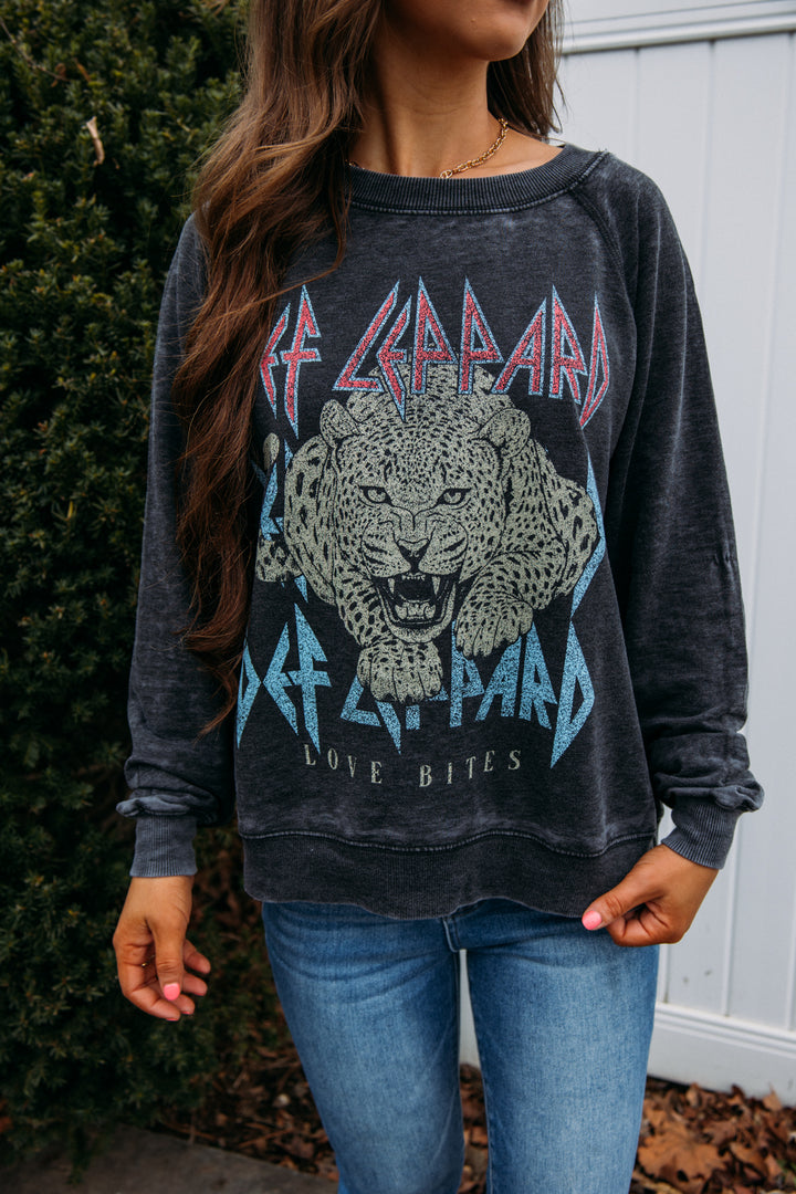 Def Leppard Love Bites Crewneck - Black