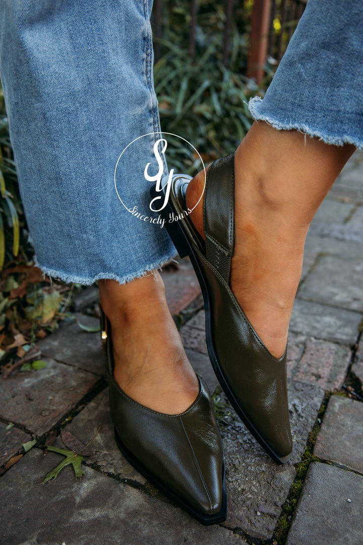 Steve Madden: Shay Olive Leather Flat