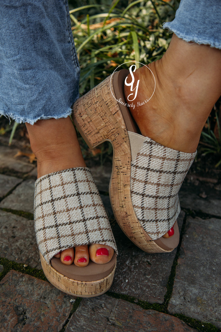 Iris Heel- Camel Plaid